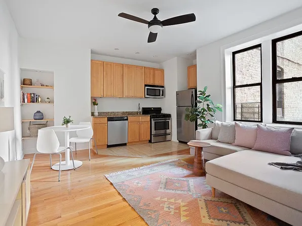 918 E 14th St #A3, Brooklyn, NY 11230