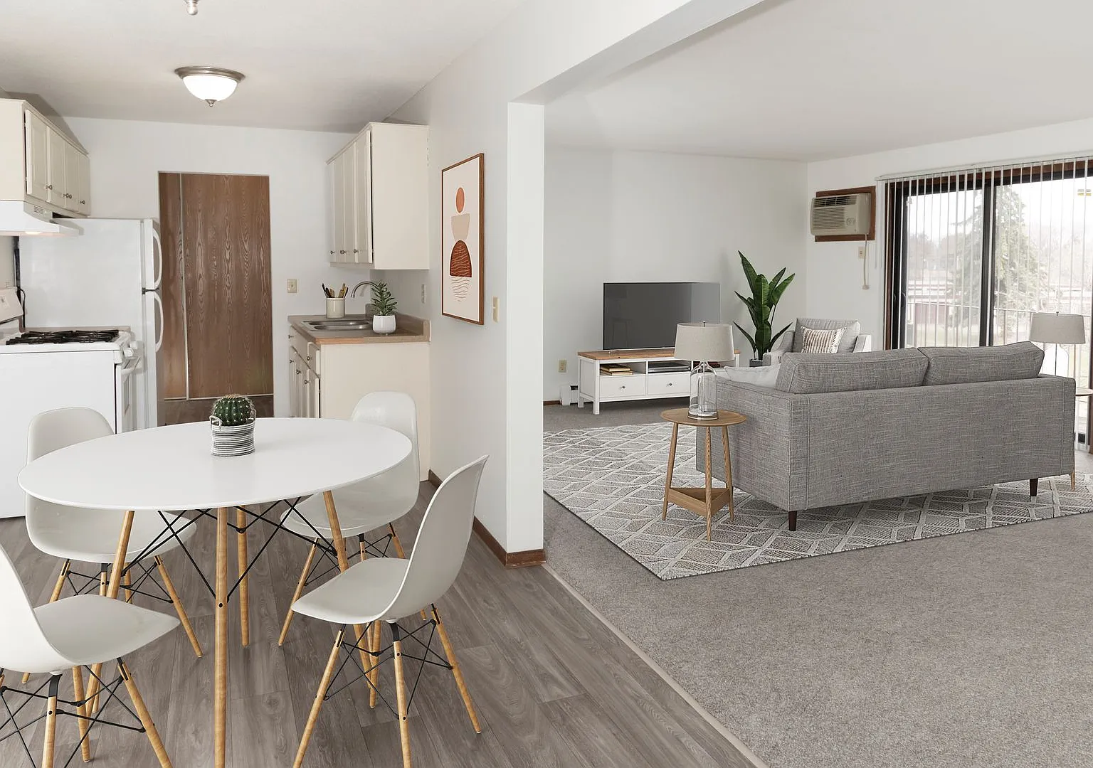 Wingate Apartments — Photo 2