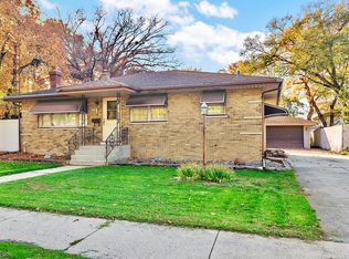 18302 Hickory St, Lansing, IL 60438