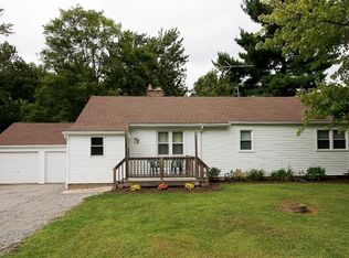 9471 Hoose Rd, Mentor, OH 44060