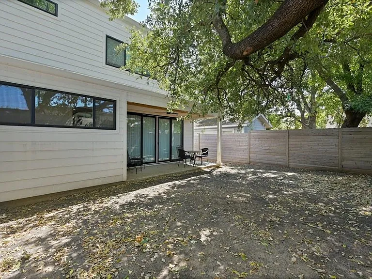 5212 Huisache St #1 — Photo 21