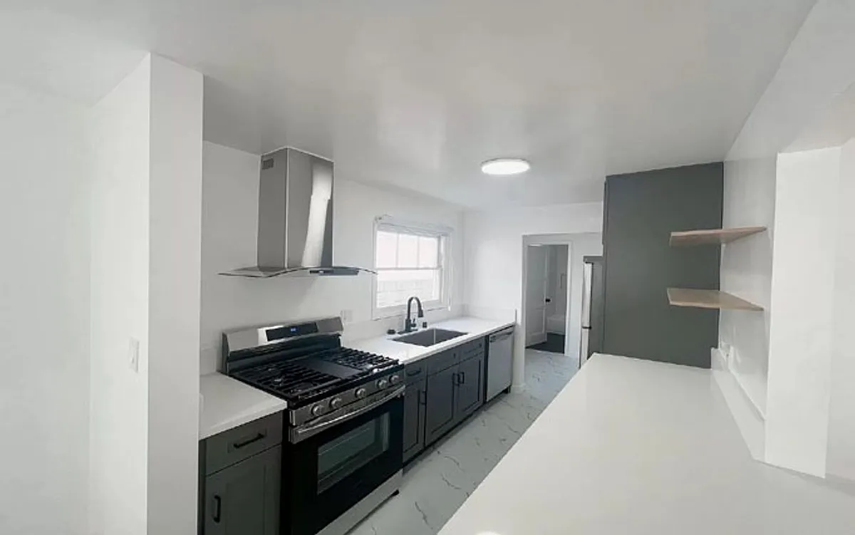 Building Photo - 60 El Nido Ave