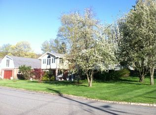 14 James Dr, Mount Arlington, NJ 07856