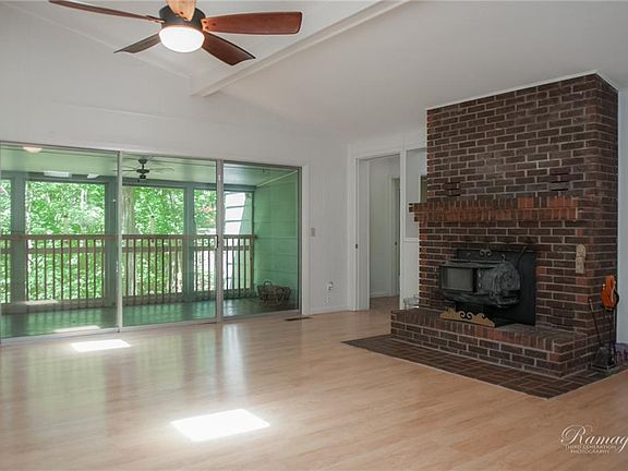 2nd image of 4 Tenbury Ln