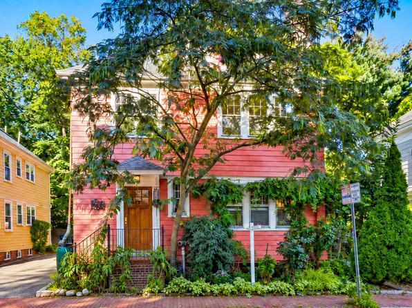 8 Wright St #2, Cambridge, MA 02138