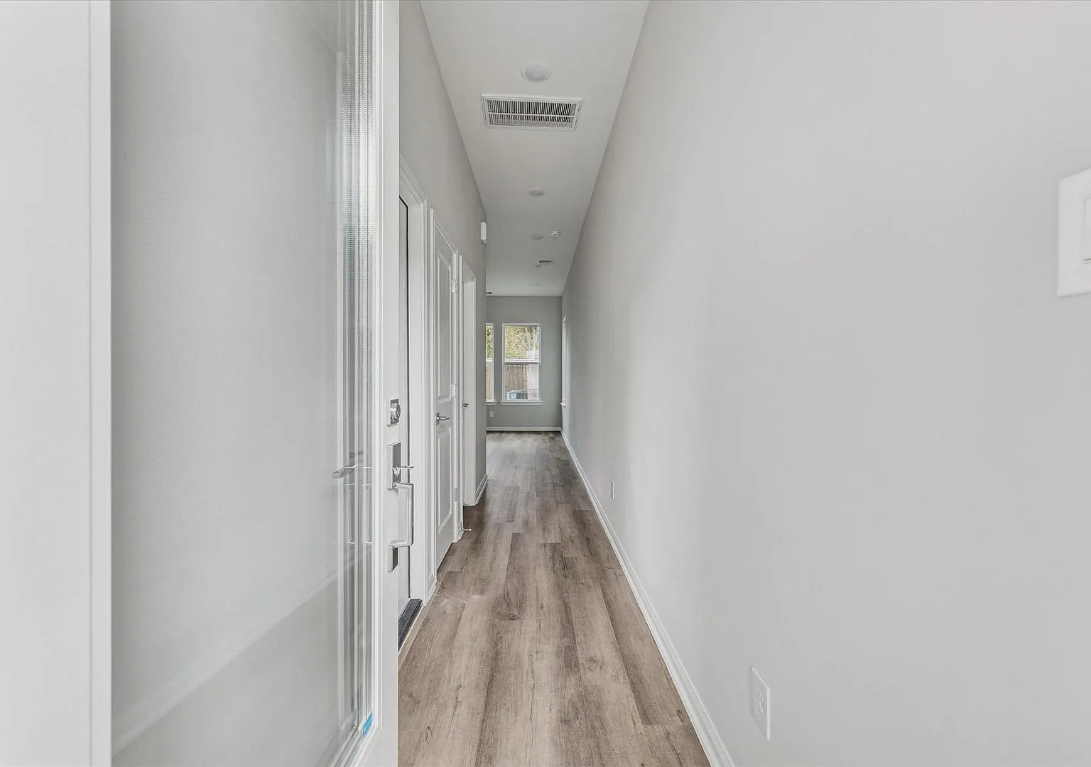 Now Leasing at Clark Meadows in Houston, TX! — Photo 2