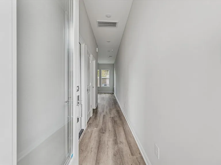 209 Clark Meadows Ln — Photo 4