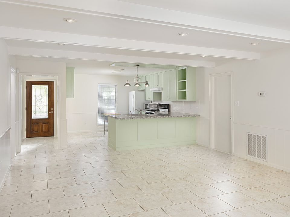 Open floor plan 