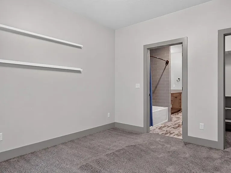 6063 W Baron St — Photo 44