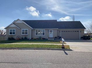 59 Me Me Ln, Reedsburg, WI 53959
