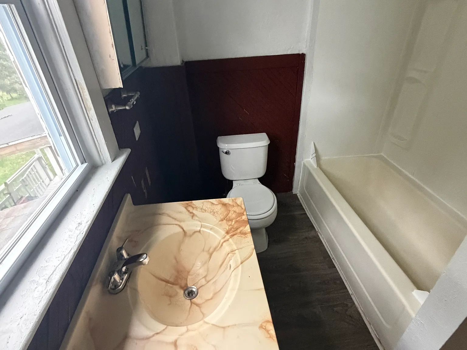 2 bed, 950 sqft, $750 — Photo 3