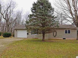 3126 Apple Valley Dr, Howard, OH 43028