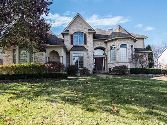 3rd image of 2091 Autumn Hill Dr
