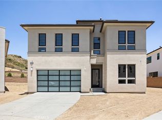 20509 W Overlook Ct, Northridge, CA 91326