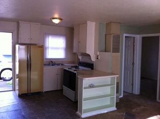 555 N River Rd APT 21, Cottage Grove, OR