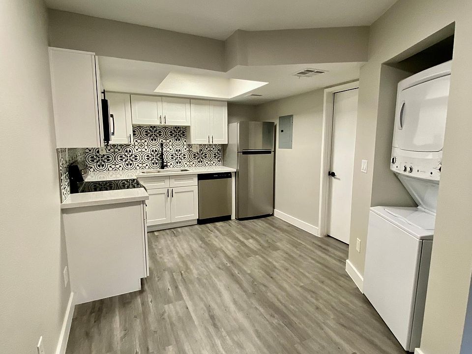 1st image of 2931 N 52nd St #104