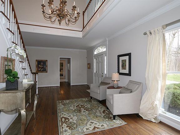 4th image of 8625 Pipewell Ln