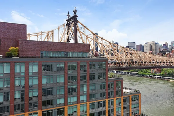 Rented by Corcoran | media 36