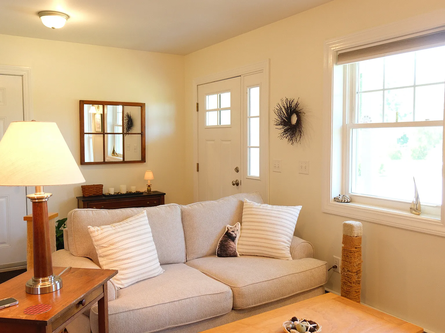 2 bed, 1100 sqft, $2,250 — Photo 3