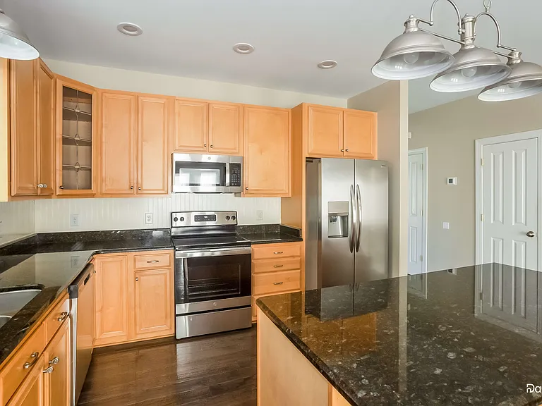 1402 Troon Dr — Photo 4