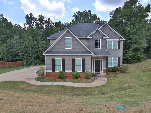 104 Pin Oak Way, Hamilton, GA 31811
