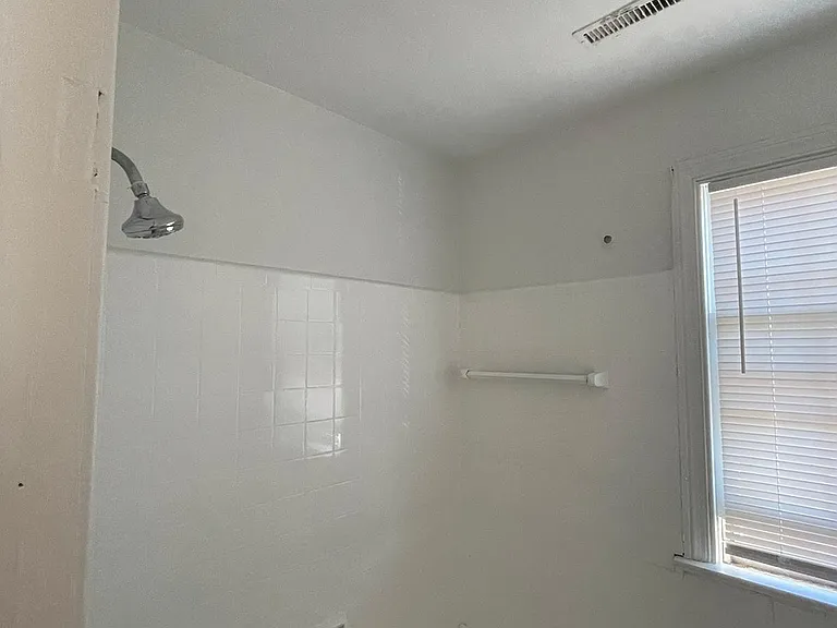 1931 Wakefield Ave #4 — Photo 13
