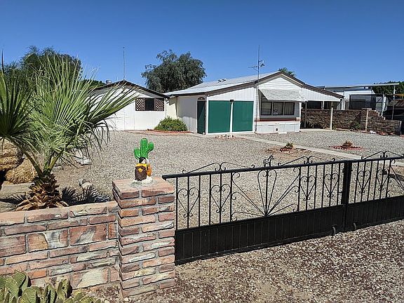 4th image of 12204 E 39th Pl