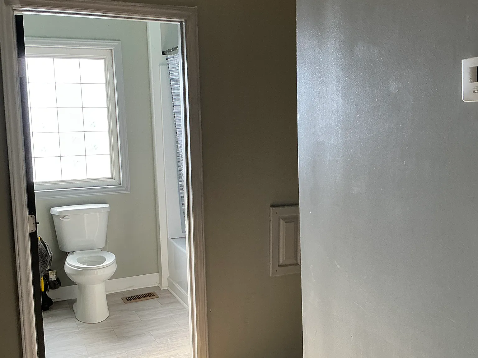 2 bed, 1400 sqft, $1,400 — Photo 3