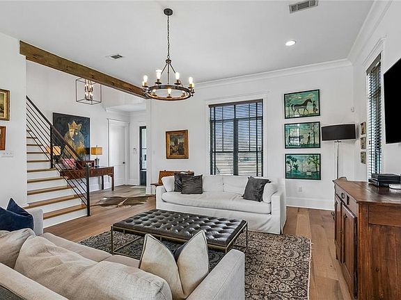 4th image of 5421 Milne Blvd