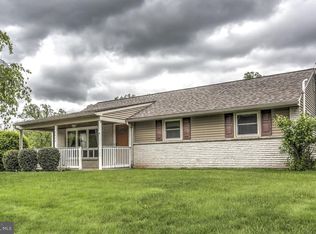 5452 Strasburg Rd, Gap, PA 17527