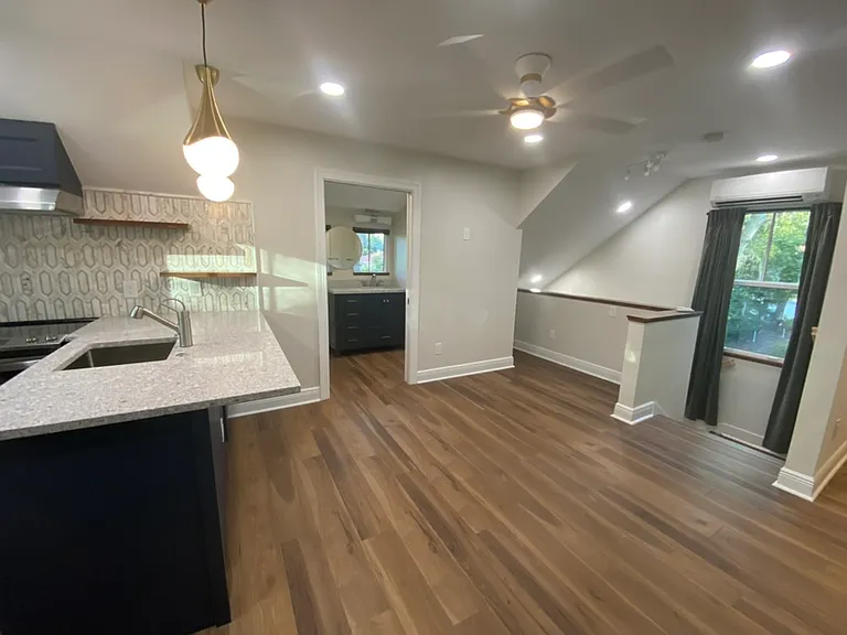 227 N Woodland St — Photo 13