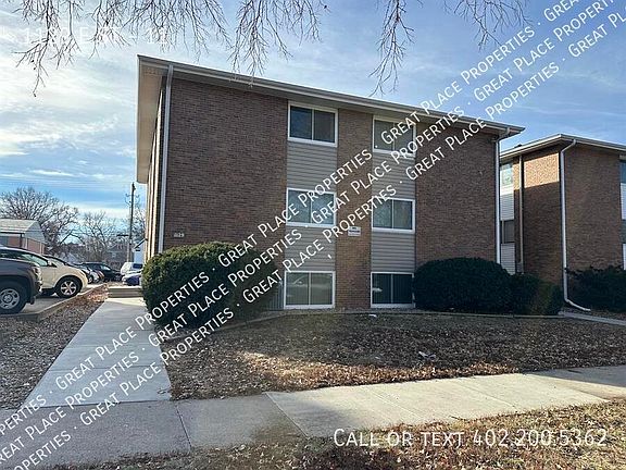 3rd image of 1129 E St APT 11