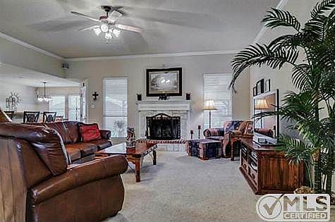 5th image of 1004 Kingfish Dr