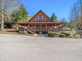 3124 Smoky Ridge Way, Sevierville, TN 37862