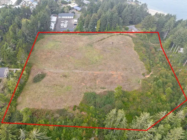 1200 SW Norwood Dr #Tl012, Waldport, OR 97394