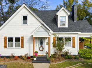225 Bellview St, Winder, GA 30680