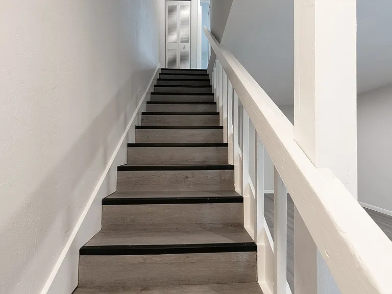 Oak Terrace — Photo 19
