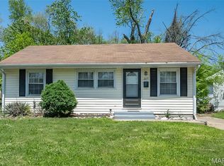 207 Cameron Rd, Saint Louis, MO 63137