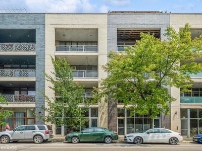 839 N California Ave #1, Chicago, IL, 60622