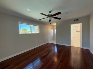 (Undisclosed Address), Winnetka, CA 91306