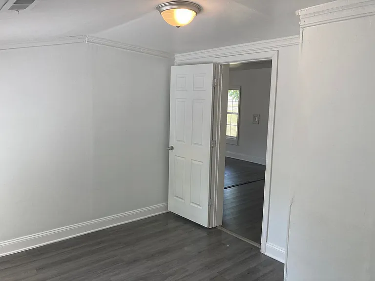 2209 Royall Ave — Photo 11