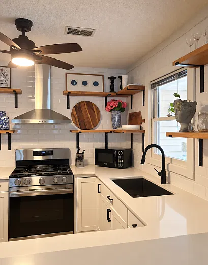 1 bed, 979 sqft, $1,600 — Photo 4