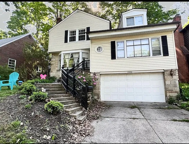 2300 Lyndway Rd photo 1