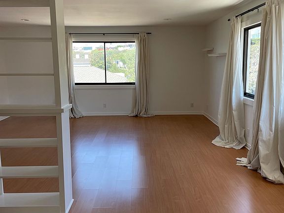 Kitchen looking toward living room