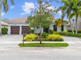 7640 Red Bay Ln, Parkland, FL 33076