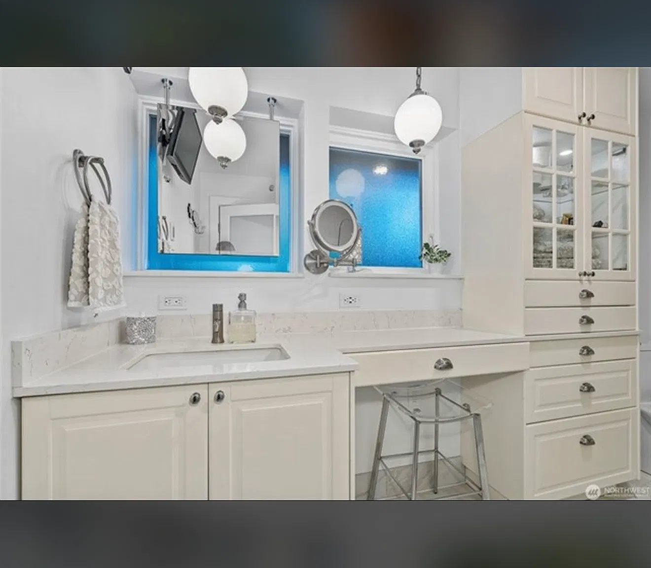 1 bed, 900 sqft, $3,200 — Photo 3