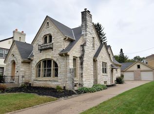 2710 N Avondale Blvd, Milwaukee, WI 53210