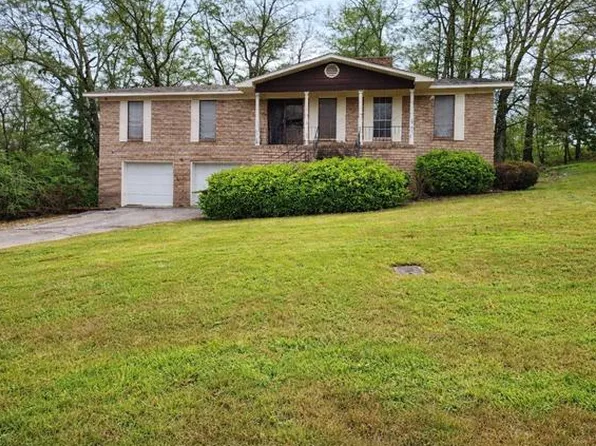 1341 Dewanna Ln, Bessemer, AL 35022