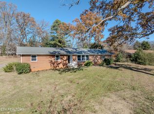 2413 Sevierville Rd, Maryville, TN 37804