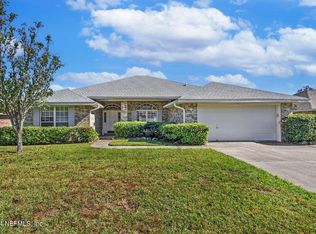 1305 McGirts Creek Dr W, Jacksonville, FL 32221